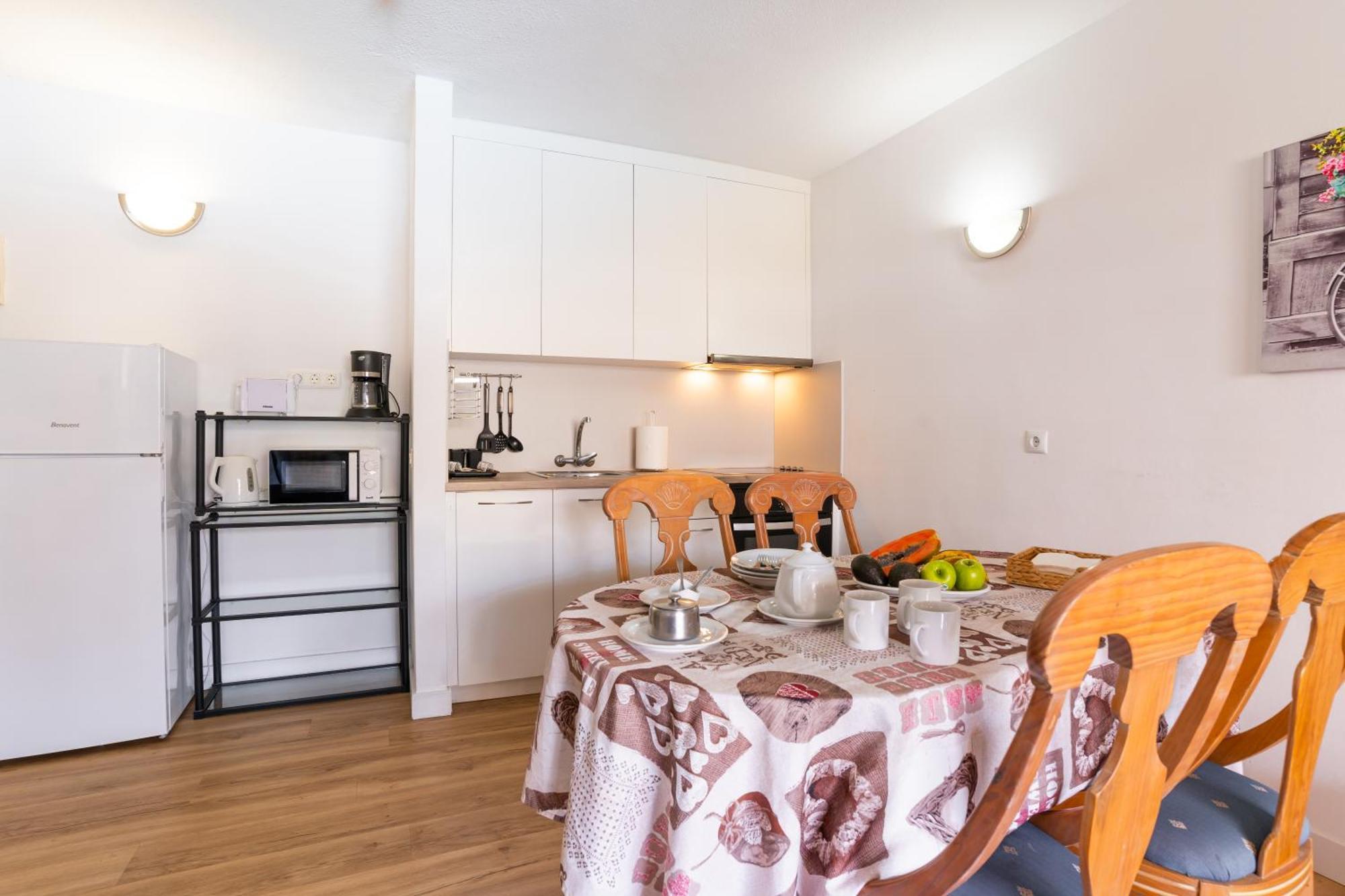 Oceanfront 2 Bedrooms Holiday Home In Tenerife South Сан-Мігель-де-Абона Екстер'єр фото